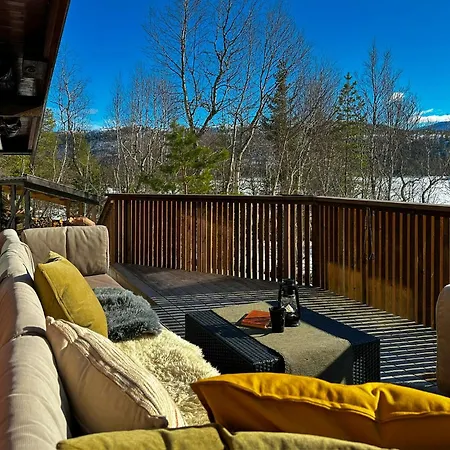 Vakantiehuis Mountain With Private Dock By Sovatnet *