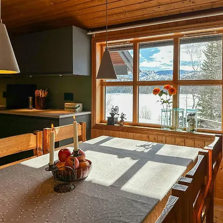 Mountain With Private Dock By Sovatnet Vakantiehuis