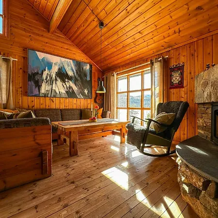 Mountain With Private Dock By Sovatnet Vakantiehuis